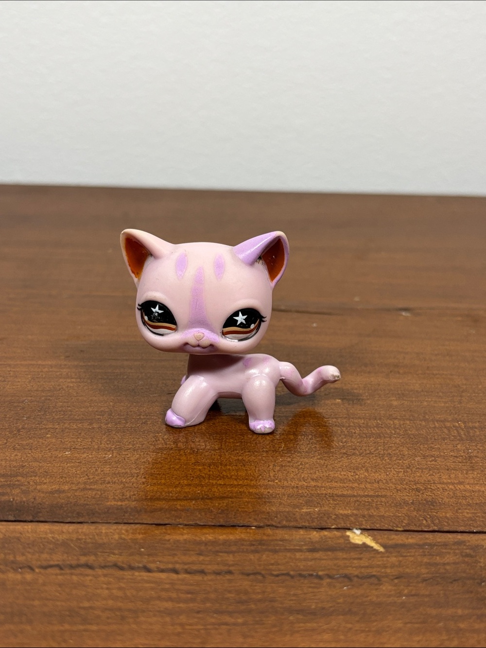 Littlest Pet Shop LPS Purple Shorthair Cat Figurine C-031 # 933 Hasbro 2006